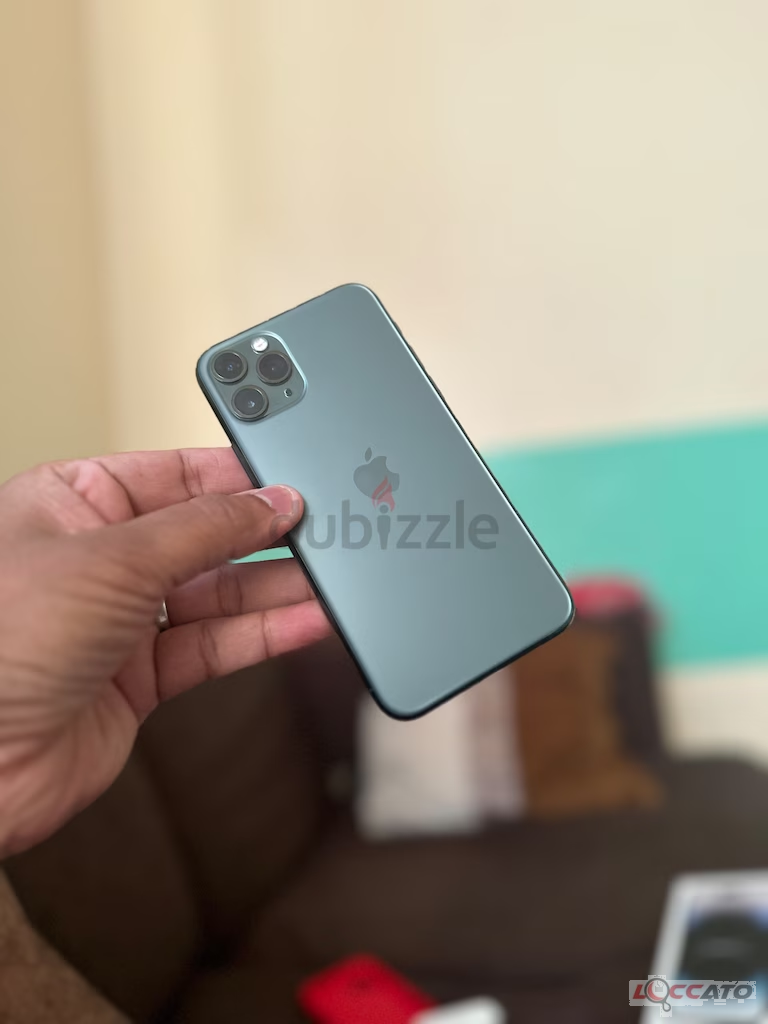 Used Mobile for sale in UAE Iphone 11 pro 256
